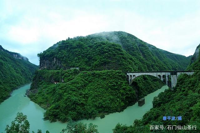 60一甲子,湖南石门壶瓶山黄虎港大桥建成60周年纪念