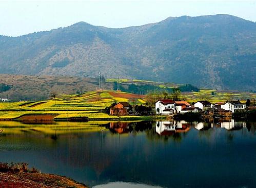 中国最贫穷落后的八个城市景色却很美丽会有你的家乡吗