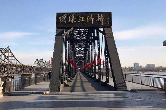我查看了一下李峰著作的《决战朝鲜》发现,比较大的桥梁战斗主要有