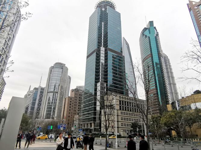 【20图】陆家嘴 新上海国际大厦 高品质 近金茂大厦上海中心 急卖