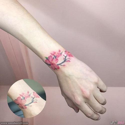 一朵樱花纹身图片,纹身粉色樱花图片,杨颖脚樱花纹身