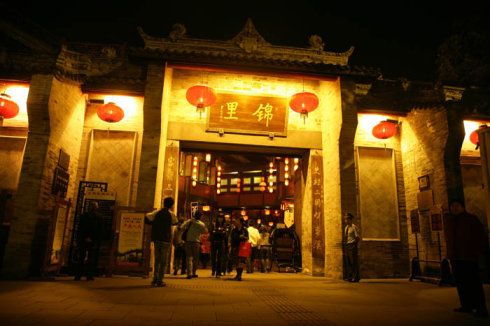 再拍成都锦里古街夜景之一