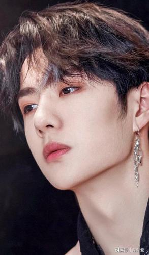 小鲜肉王一博的平凡之路