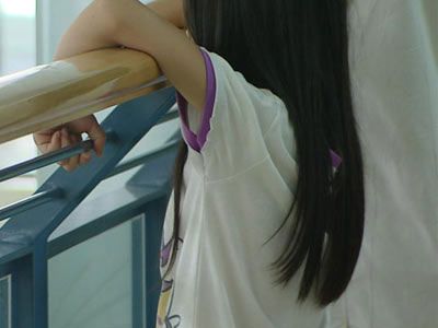 儿童性发育提前:女孩9岁开始乳房变大