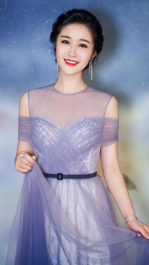 湖南卫视美女主持人:梁田