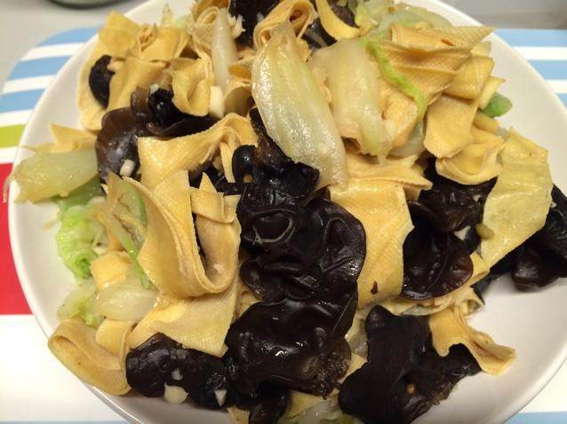 干豆腐炒黑白菜(勾氏私房菜)的做法和步骤图解-干豆腐