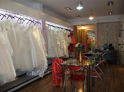 现代风格婚纱店装修效果图现代风格椅子图片