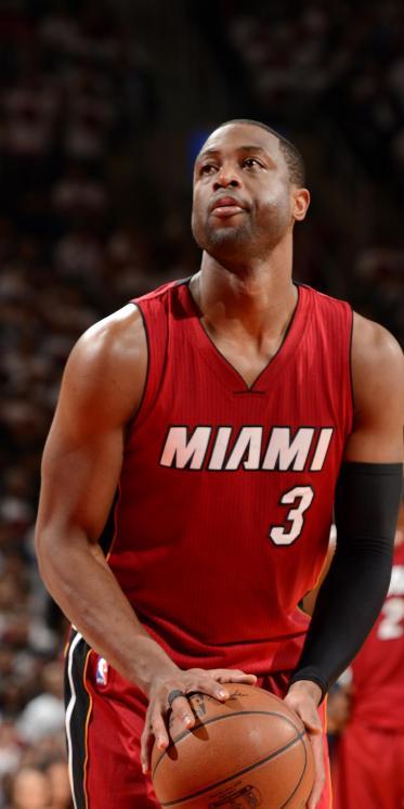 2k手机竖屏分辨率1080x2160nba篮球明星闪现侠韦德罚球线壁纸