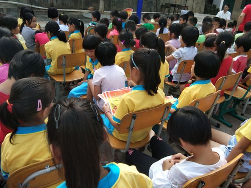 其它 西坑小学2018年秋季开学典礼暨表彰大会 写美篇   老师们,同学们