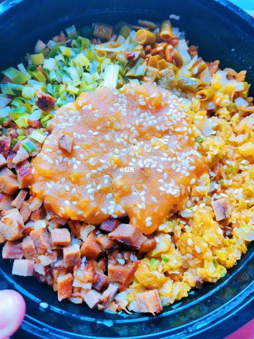 滕州外卖 牛油拌饭_外卖_拌饭_蛋黄酱_吉木野黑金牛油