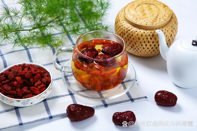 3mg/100g,枸杞多糖促进红细胞生成,桂圆含葡萄糖26