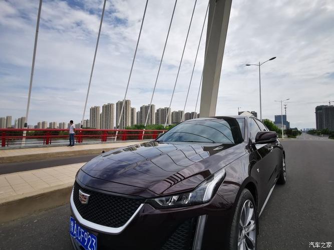 珊瑚紫凯迪拉克ct5这么神仙级别的颜色也是爱的不行了