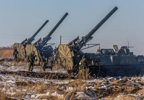 现役大口径神教,俄罗斯240毫米重型自行火炮成为巷战利器