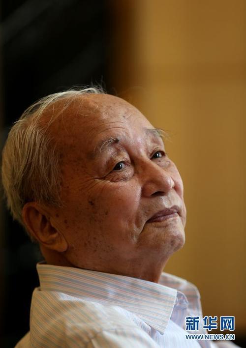 "最不愿看到不按科学规律办事"――对话94岁稀有金属冶金专家李东英
