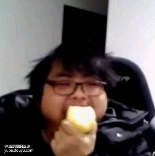求洞主凯哥的表情包!