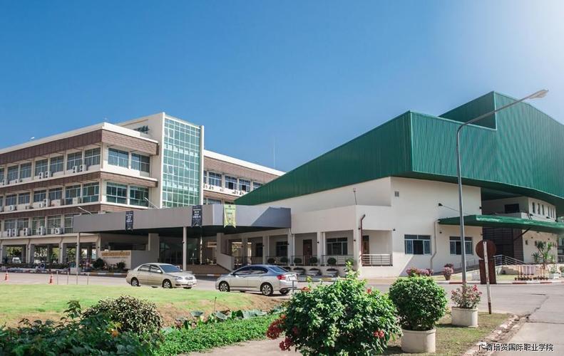 泰国程逸皇家大学校园环境