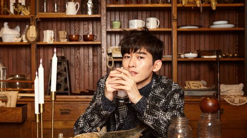 张翰 时尚优咖 复古英伦风格宽屏壁纸壁纸图片