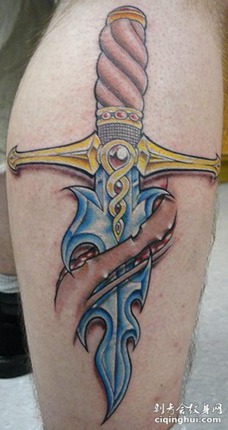 腿部彩色锋利的剑纹身图案