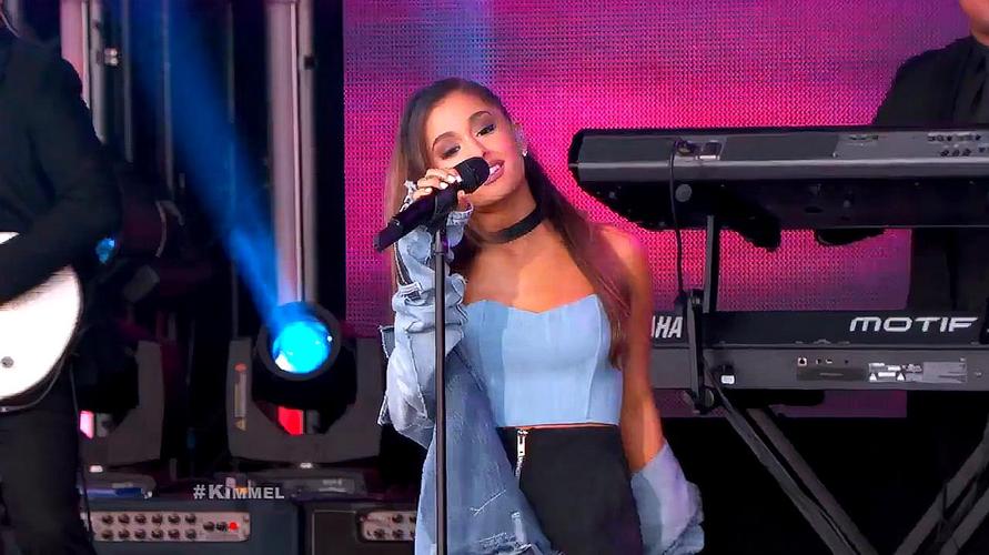ariana grande《dangerous woman》现场版