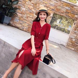 女装拍照店主风