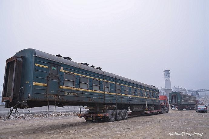 报废火车车厢那里出售绿皮火车车厢多钱一节