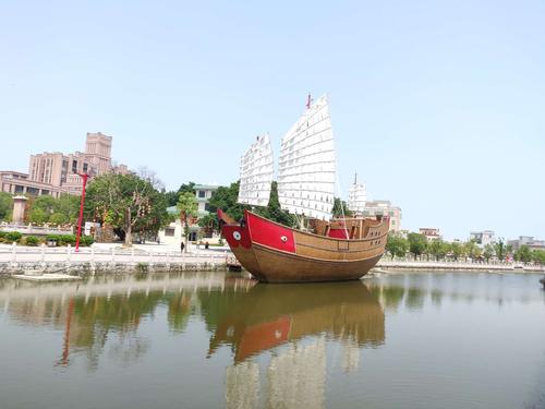 樟林古港上的红头船