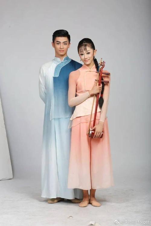 黎星&李艳超领衔主演,舞剧《沙湾
