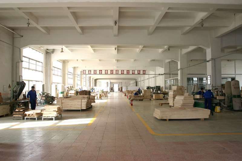 北京西三旗家具厂车间承载年轻人"智造"创业梦