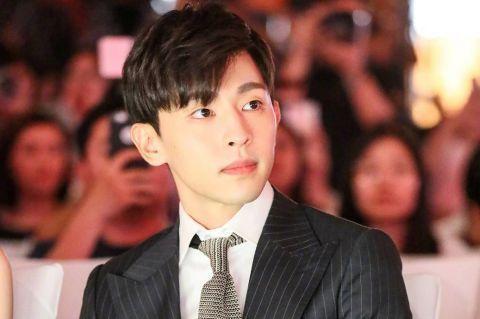 邓伦:集美貌和帅气于一身的男人,网友:能不火吗?