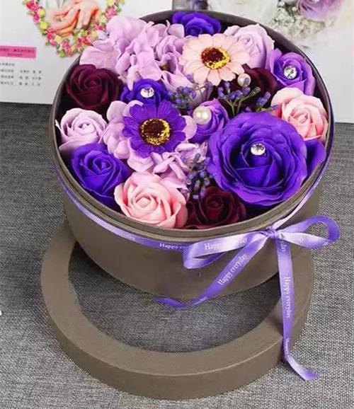 圆形礼盒花束 热销新款礼盒皂花 紫色小礼盒花束 情人