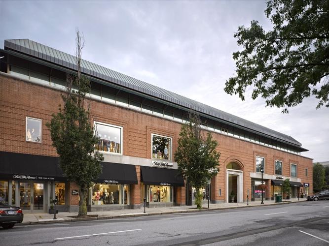 saks fifth avenue store, connecticut