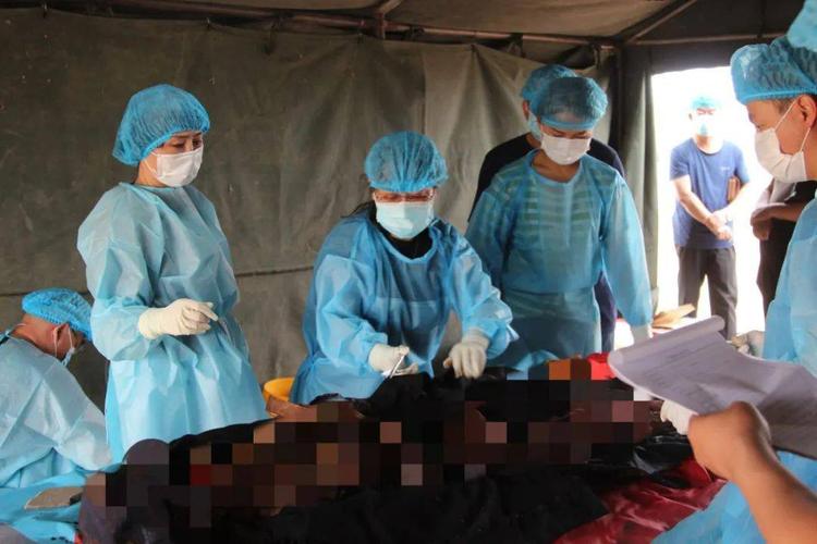 奋进百年正芳华 | 一起走近"与尸体对话"的女法医王志琴