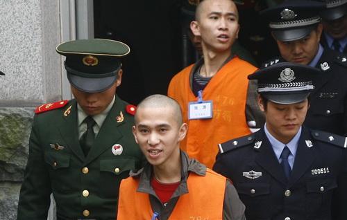 绥化老大是谁? 貌似是范四? 貌似是范四?