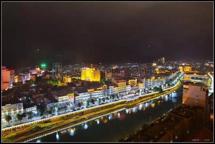 刷爆朋友圈的都安夜景,你千万不要错过了!