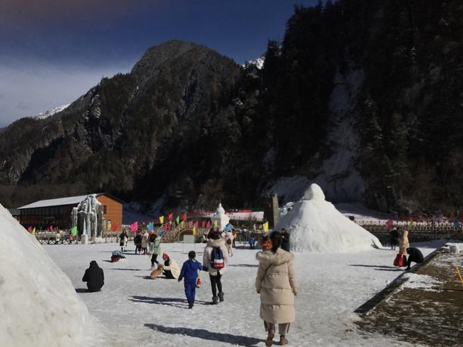 【携程攻略】理县毕棚沟滑雪场景点,毕棚沟这里景色还