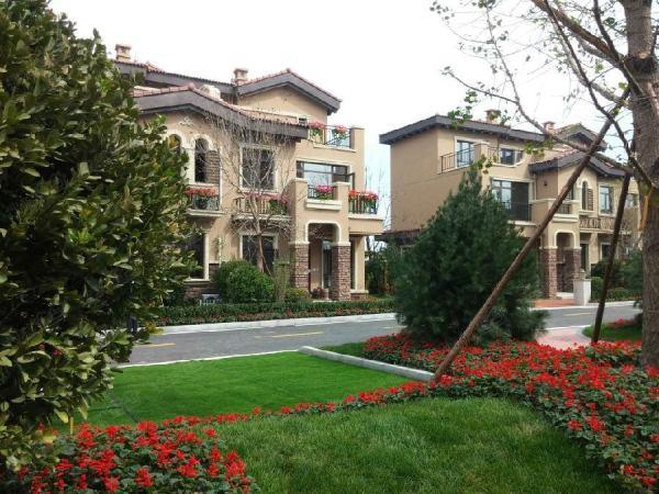 碧桂园官厅湖二手房-联排别墅113平米-总价160万/套