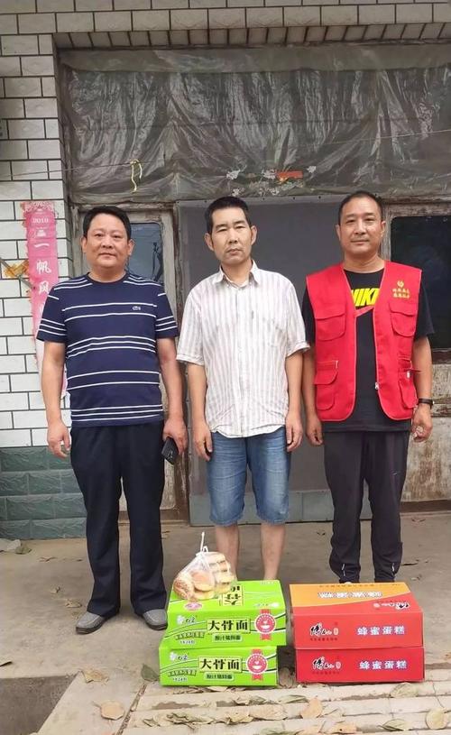 【中秋佳节】保定市爱心协会蠡县分会携手蠡县公安局看望慰问困难家庭