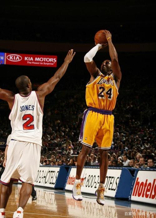 如果科比的雕像做成这样,你会满意吗