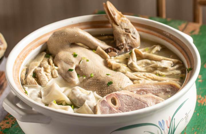 美食情报|羊肉面,鸭馄饨煲,辣甲鱼煲.德清人爱吃的美味原来都藏在这里