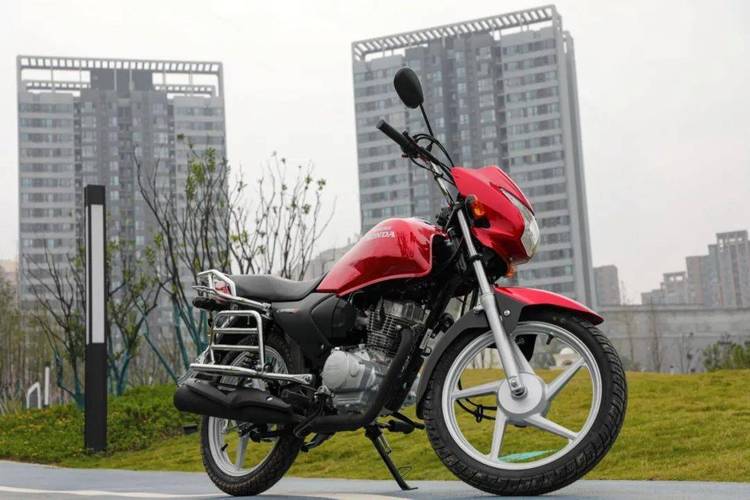 全能实干家新大洲本田cbf150u深度解读