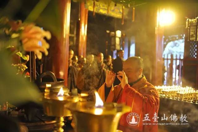 五台山显通寺  静行法师主法