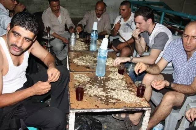 为什么你一嗑瓜子就停不下来?原因竟然很励志!