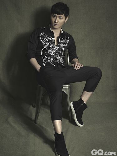 李雨轩《马上天下》《冰与火的青春》两剧连播 新写真
