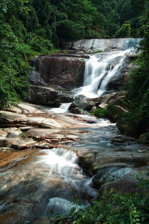 梵音谷,溪水长流