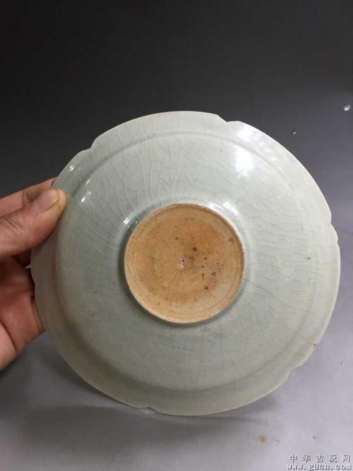 (古瓷真品)宋代湖田窑刻花六阙盘