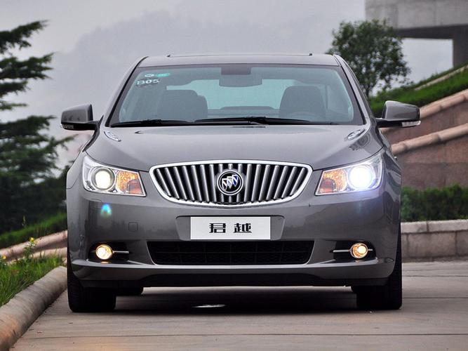 汽车图库 别克 上汽通用别克 君越(109/470) 外观 灰色君越 09款 3.