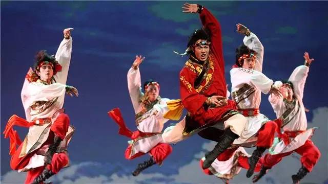 蒙古族舞蹈的介绍
