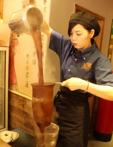 成都奶茶店加盟,民国情怀中的财源滚滚