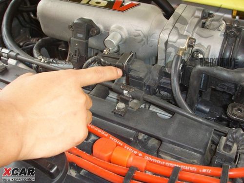 五菱荣光怠速阀分享展示