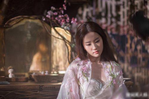 刘亦菲演白浅:明明是白狐仙,偏偏扮成花仙子